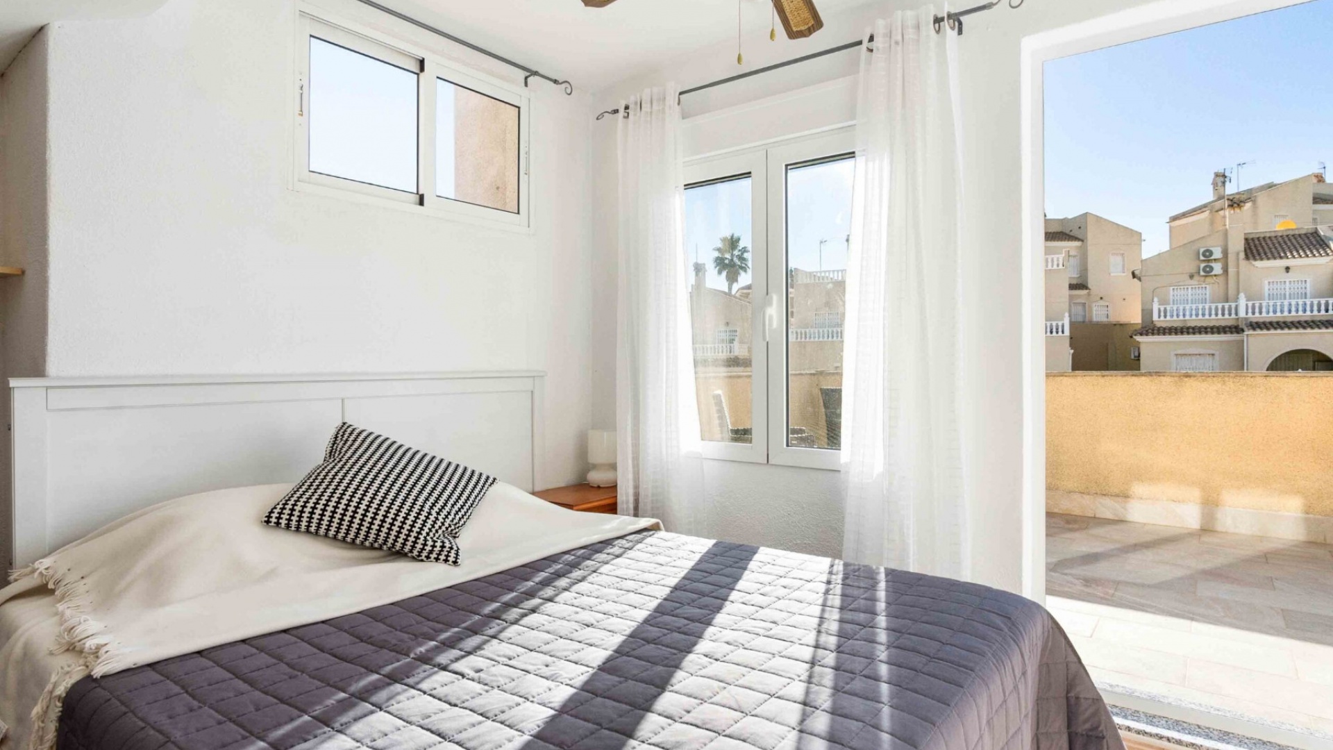 Revente - Villa - Villamartin - blue lagoon