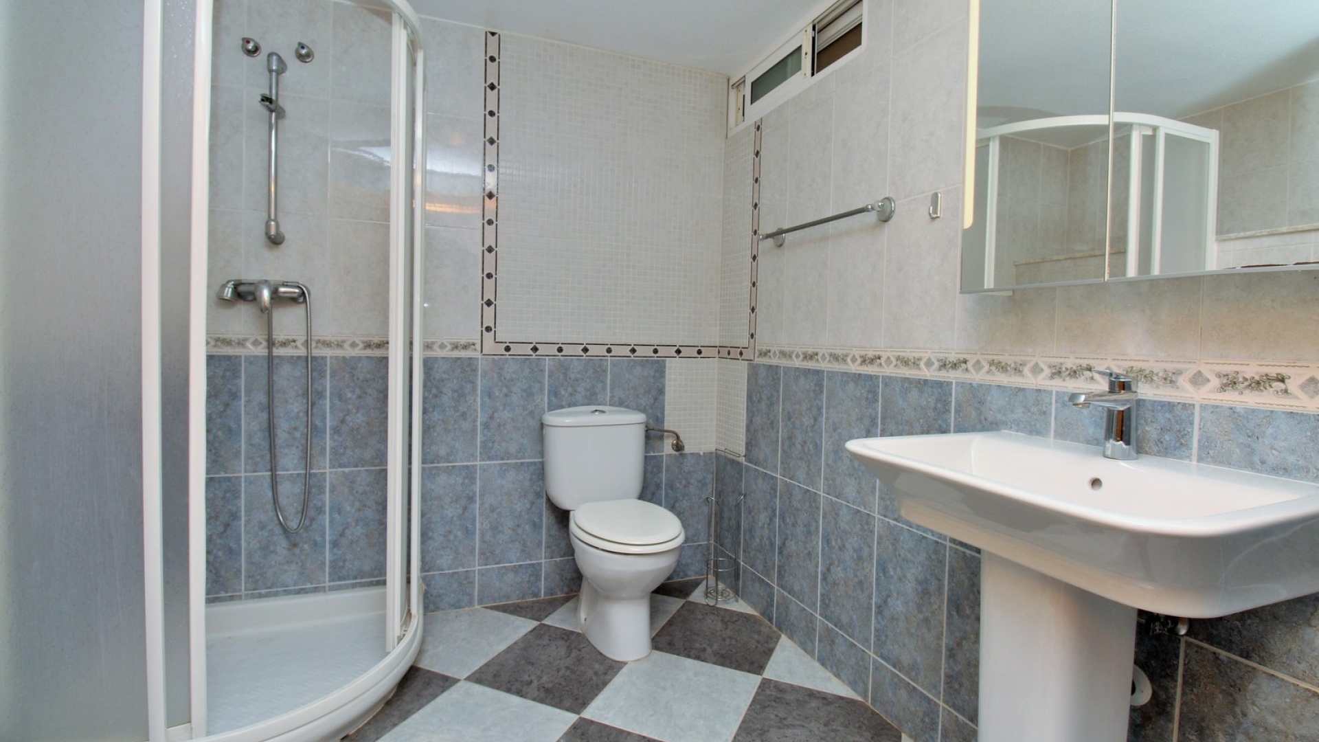 Revente - Villa - Villamartin - el presidente