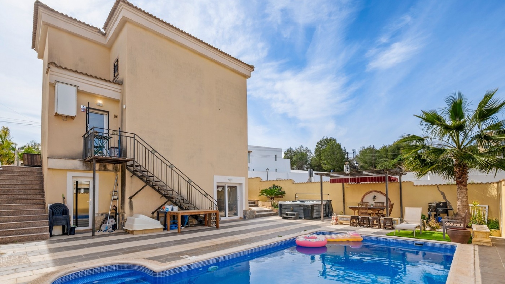 Revente - Villa - Villamartin - las filipinas