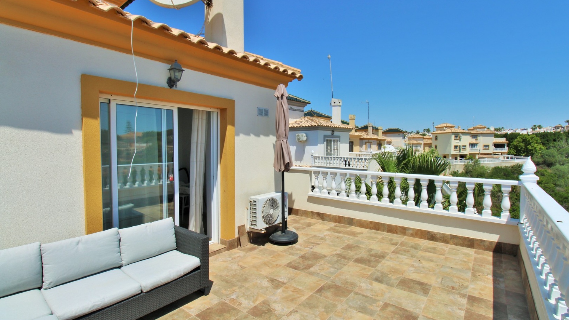 Revente - Villa - Villamartin - Los Dolses