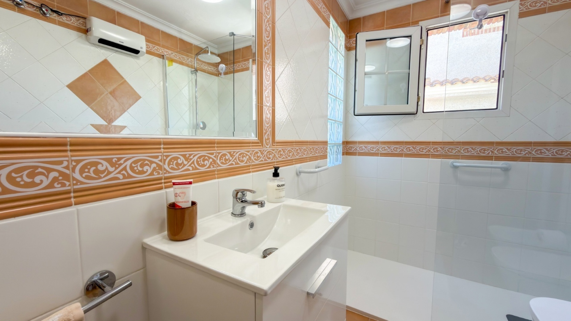 Revente - Villa - Villamartin - Los Dolses