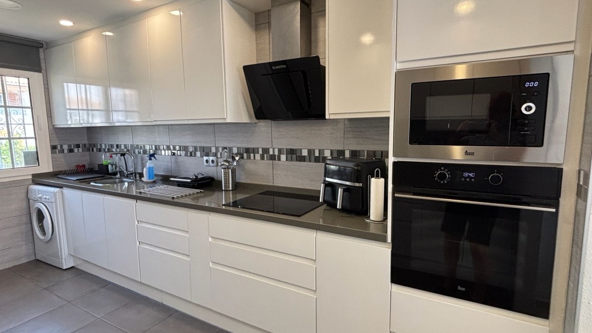 Revente - Villa - Villamartin - Res. Sevilla