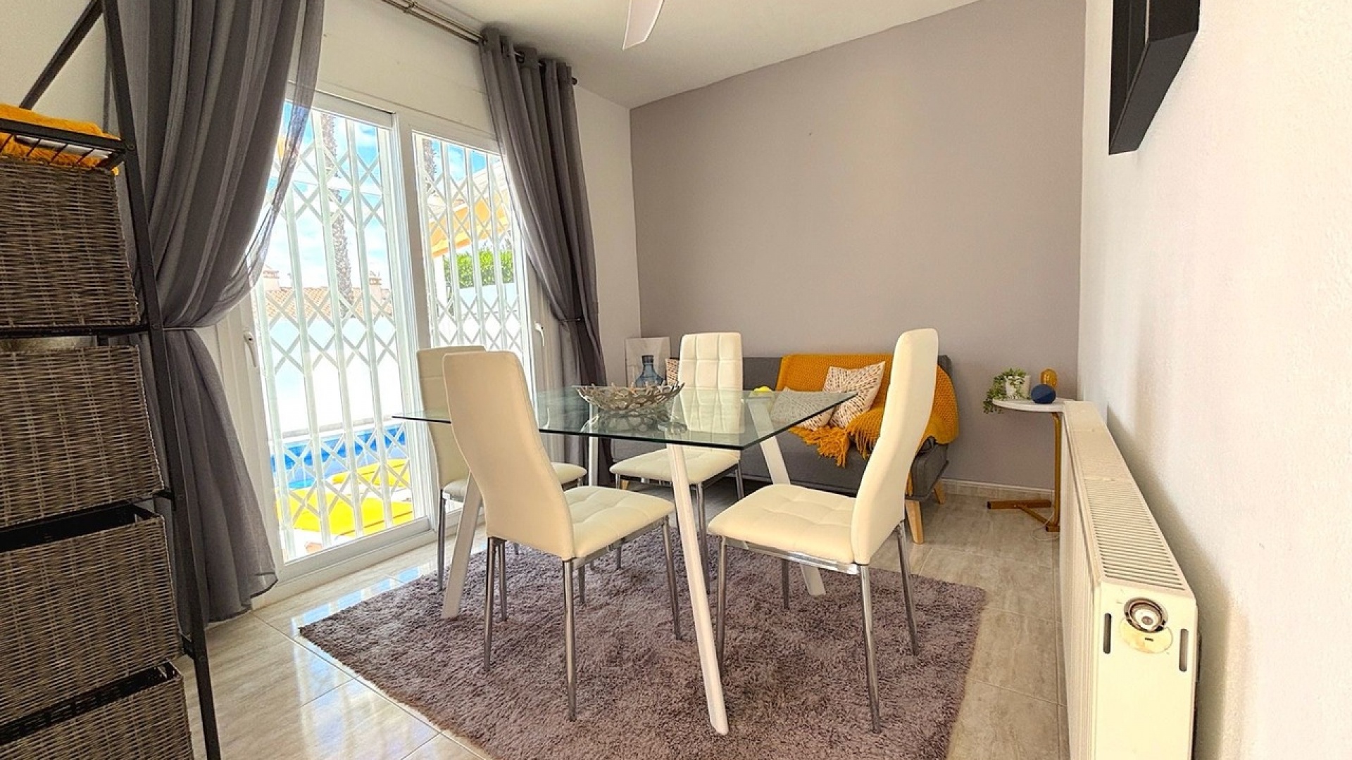 Revente - Villa - Villamartin - Res. Sevilla