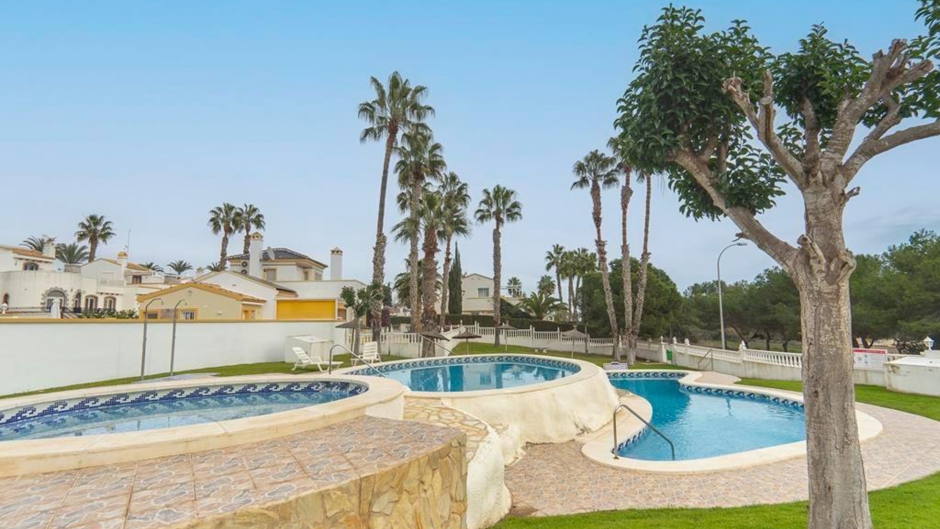 Revente - Villa - Villamartin - rioja