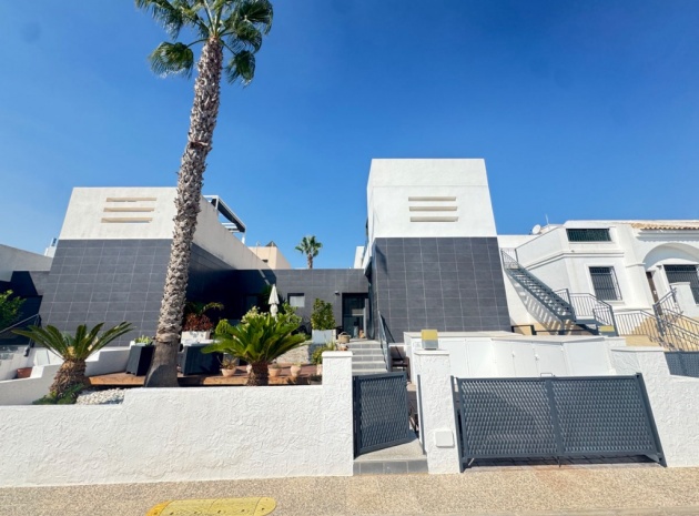 Stadthaus - Wiederverkauf - Orihuela Costa - Villamartin