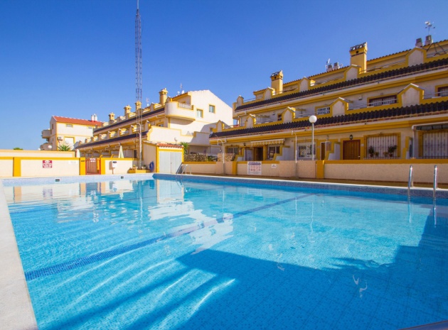 Stadthaus - Wiederverkauf - Playa Flamenca - las chismosas