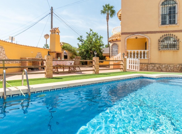 Stadthaus - Wiederverkauf - Playa Flamenca - las mismosas