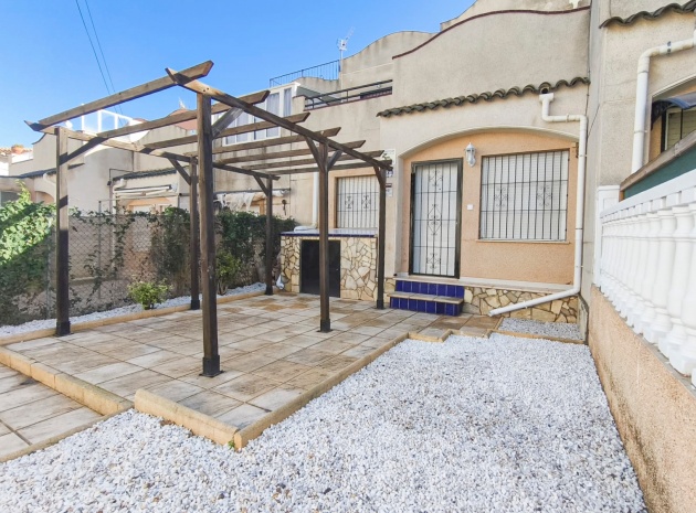 Stadthaus - Wiederverkauf - Torrevieja - Lago Jardin