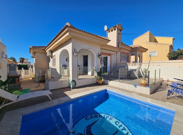 Stadthaus - Wiederverkauf - Villamartin - ESMA-21862