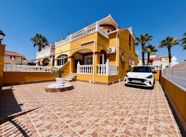 Townhouse - Resale - Cabo Roig - ESMA-87133