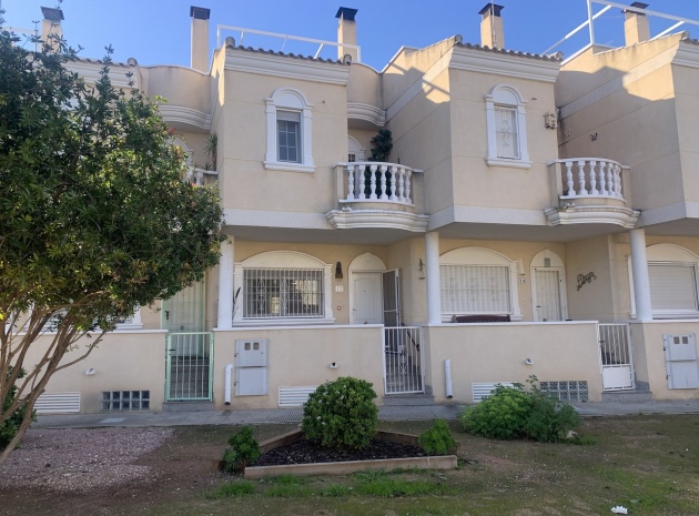 Townhouse - Resale - Heredades - heredades