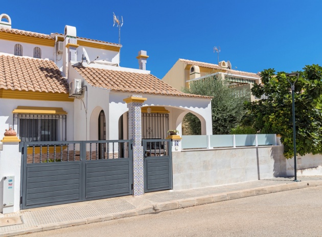 Townhouse - Resale - La Zenia - ESMA-52789