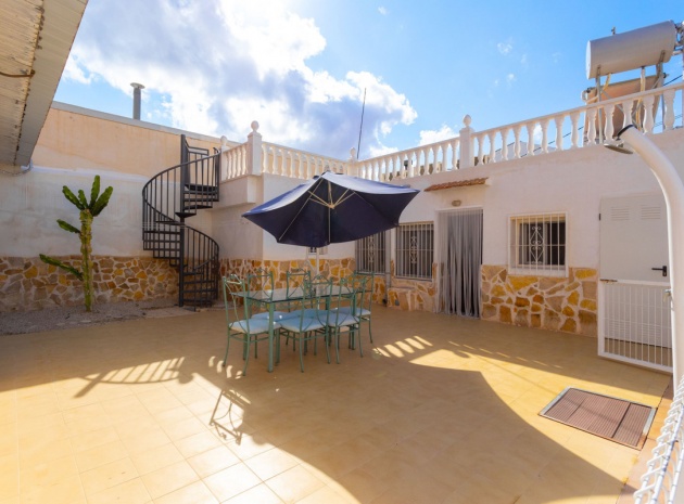 Townhouse - Resale - Los Montesinos - Los Montesinos Centro