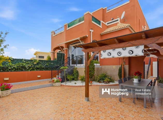 Townhouse - Resale - Los Montesinos - Los Montesinos Centro