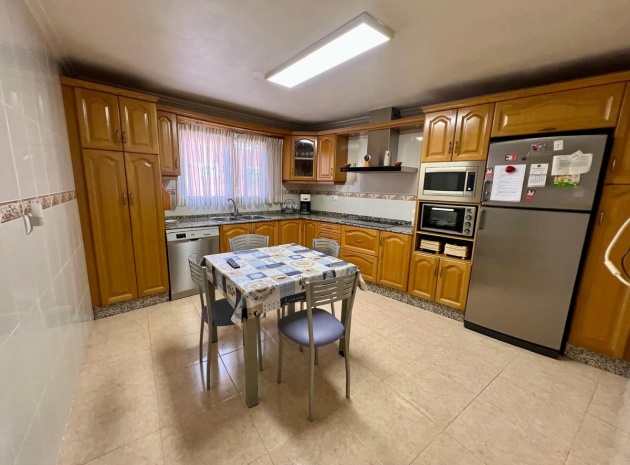 Townhouse - Resale - Pinoso - Pinoso Centro