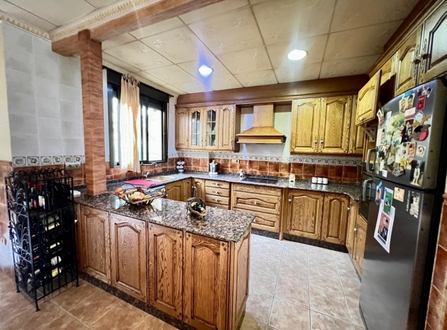 Townhouse - Resale - Pinoso - Pinoso Centro