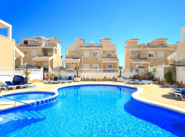 Townhouse - Resale - San Miguel de Salinas - La Canada