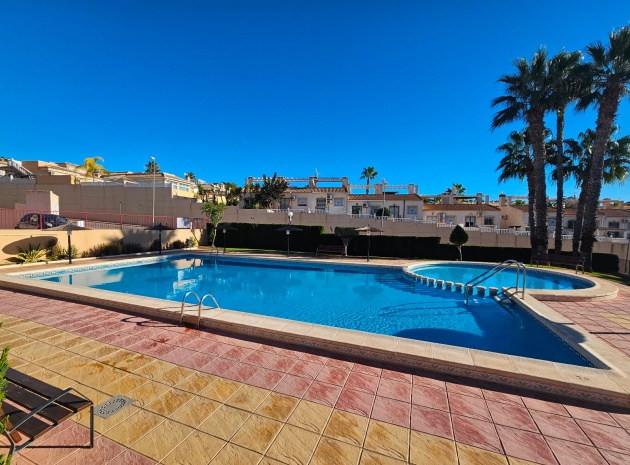 Townhouse - Resale - Villamartin - ESMA-79216