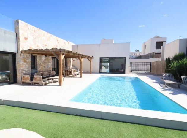 Villa - Återförsäljning - Algorfa - La Finca Golf Resort