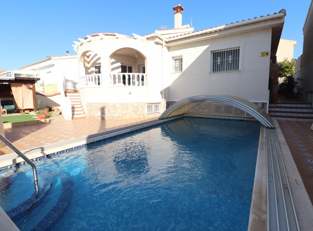 Villa - Återförsäljning - Benijofar - ESVIN-63072