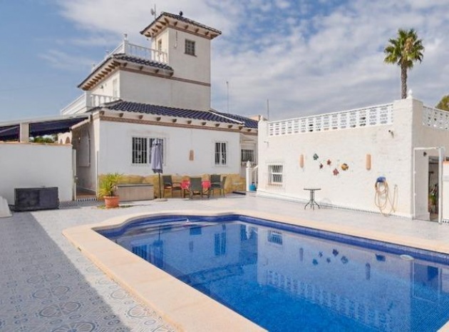 Villa - Återförsäljning - Cabo Roig - Cabo Roig