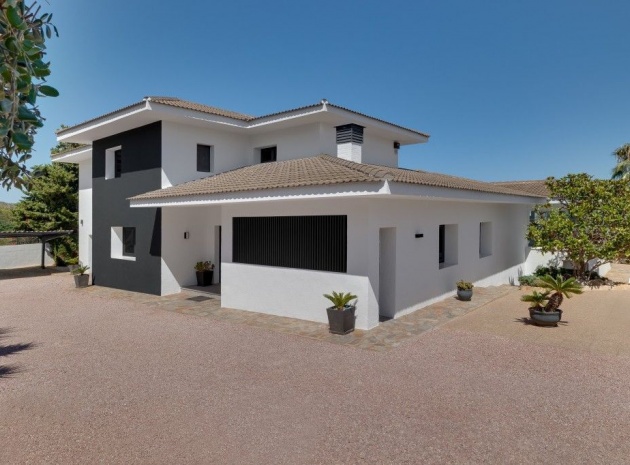 Villa - Återförsäljning - Calpe - Calpe Centro