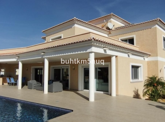 Villa - Återförsäljning - Calpe - Calpe Centro
