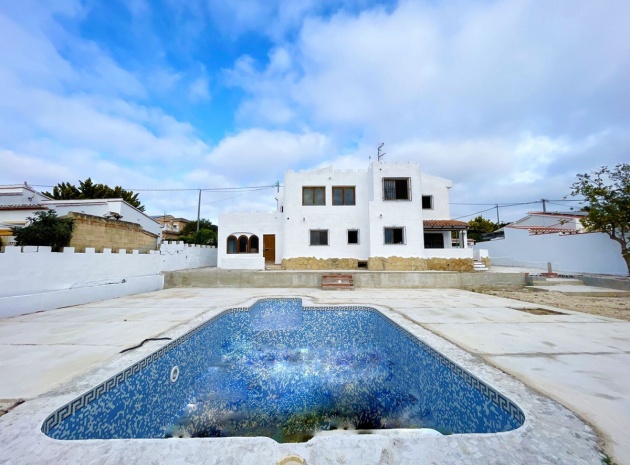 Villa - Återförsäljning - Calpe - CSP-27431