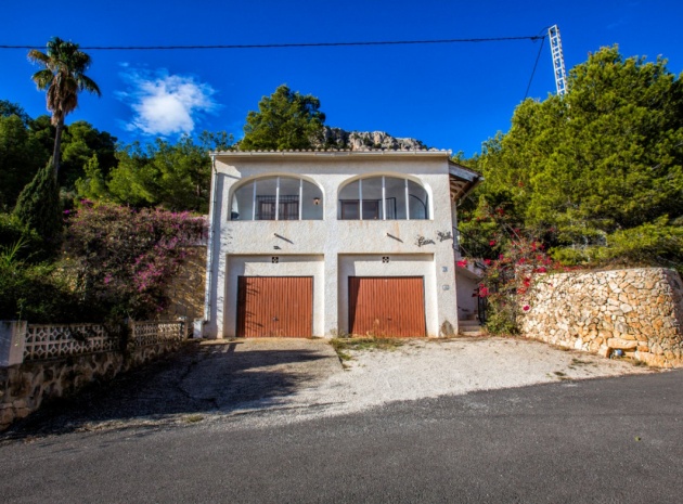 Villa - Återförsäljning - Calpe - CSP-81125
