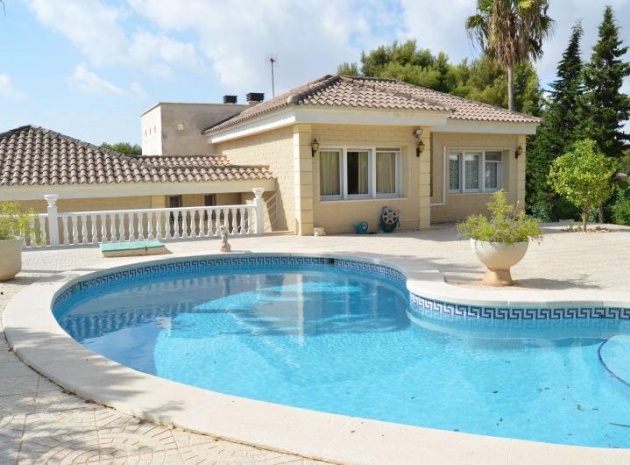 Villa - Återförsäljning - Campoamor - CSP-71952