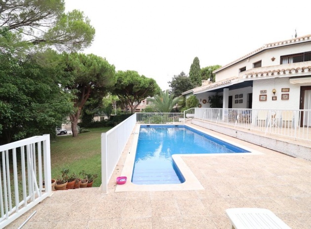 Villa - Återförsäljning - Campoamor - dehesa de campoamor