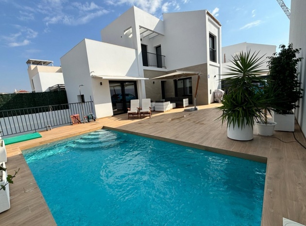 Villa - Återförsäljning - Ciudad Quesada - Ciudad Quesada