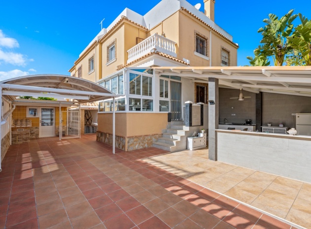 Villa - Återförsäljning - Ciudad Quesada - Lo Marabu