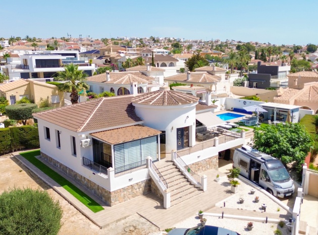 Villa - Återförsäljning - Ciudad Quesada - Town Center
