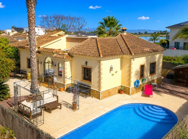 Villa - Återförsäljning - Formentera del Segura - fincas de la vega