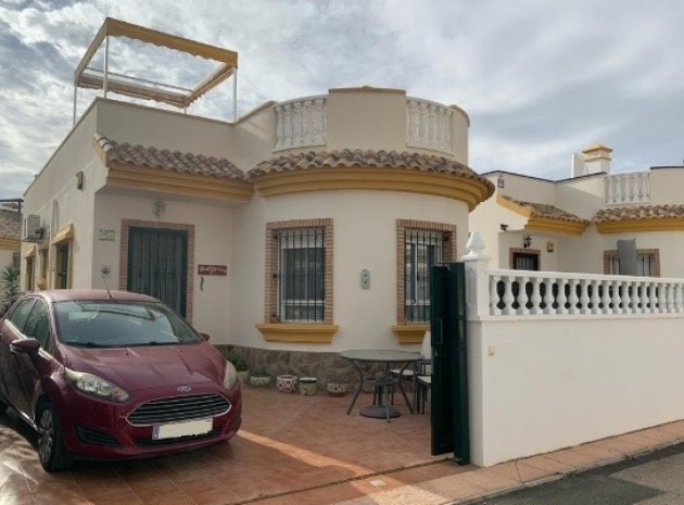 Villa - Återförsäljning - Guardamar del Segura - El Raso