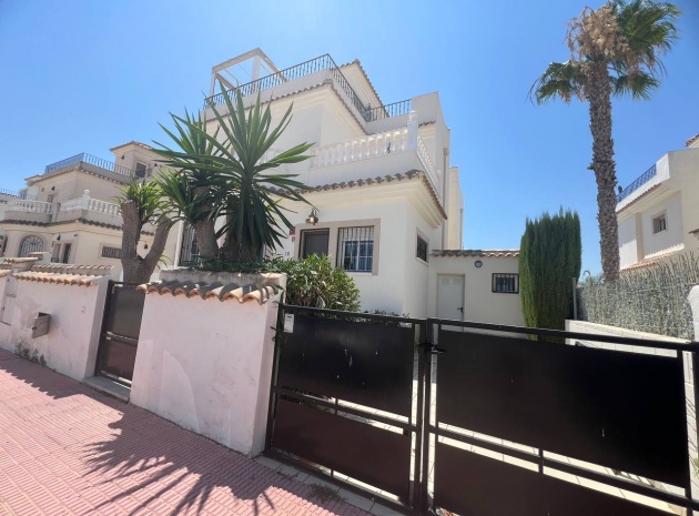 Villa - Återförsäljning - La Marina - La Marina