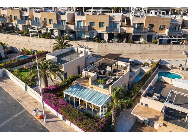 Villa - Återförsäljning - La Zenia - Res Sabrina