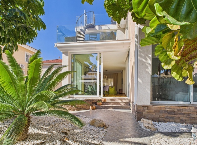 Villa - Återförsäljning - Los Alcazares - Los Alcazares