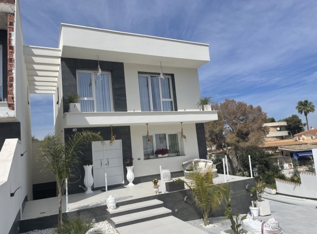 Villa - Återförsäljning - Los Balcones - CSP-73052