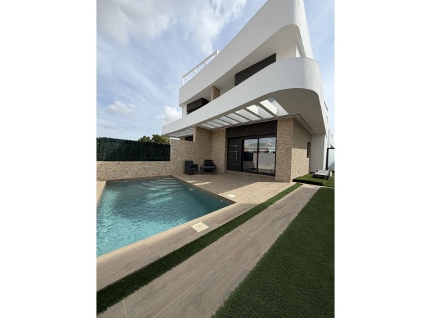 Villa - Återförsäljning - Los Montesinos - Los Montesinos Centro