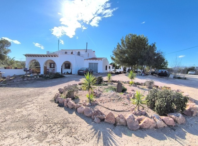 Villa - Återförsäljning - Novelda - CSP-84283