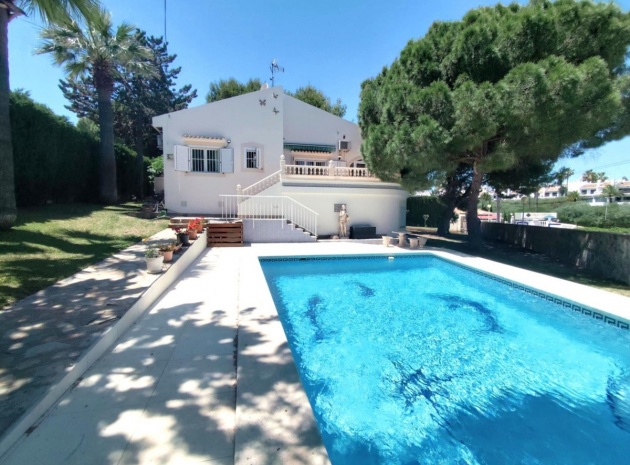 Villa - Återförsäljning - Orihuela - Cabo Roig