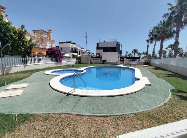 Villa - Återförsäljning - Orihuela - Cabo Roig