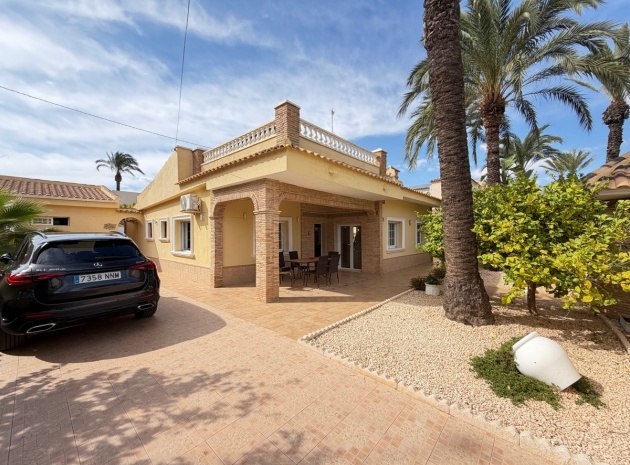 Villa - Återförsäljning - Orihuela - Cabo Roig
