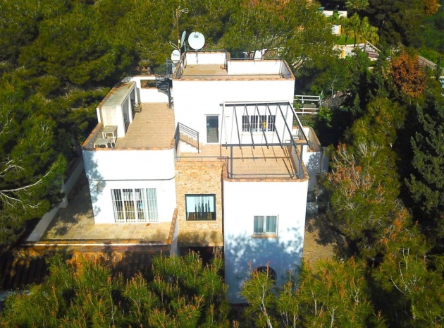 Villa - Återförsäljning - Orihuela Costa - Dehesa de Campoamor