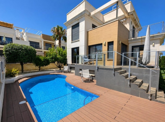 Villa - Återförsäljning - Orihuela - La Zenia