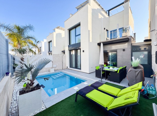 Villa - Återförsäljning - Orihuela - Los Altos