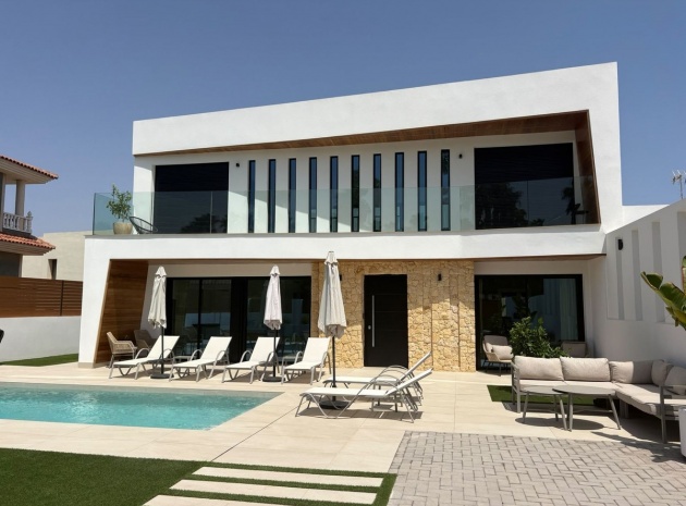 Villa - Återförsäljning - Orihuela - Los Altos