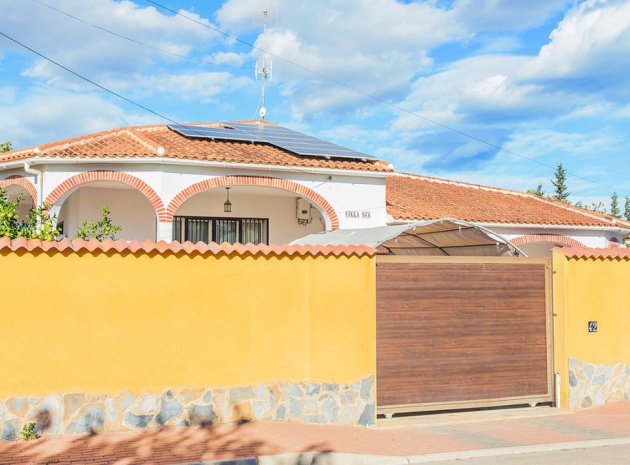 Villa - Återförsäljning - Orihuela - Los Balcones